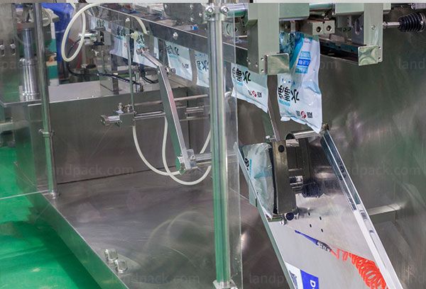 whey protein packing machine