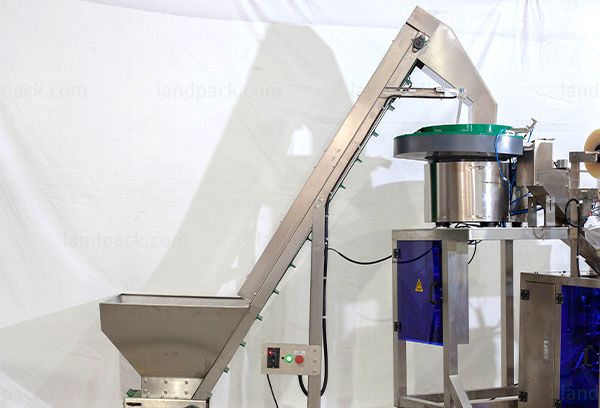 hardware packaging machine