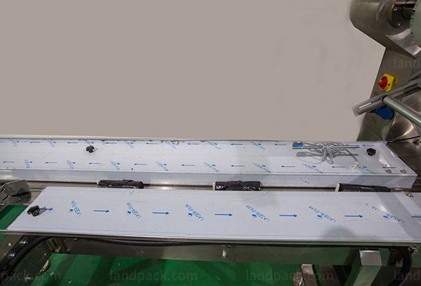 horizontal flow wrapper