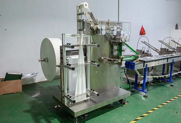 spoon packing machine